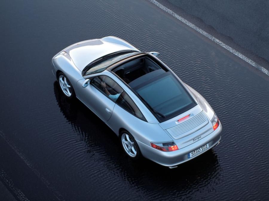  Porsche 911 Targa 2001 года  (фото 35 из 50)